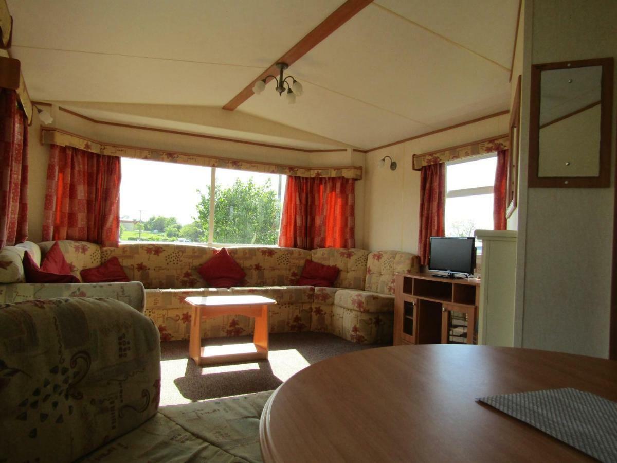Fenlake Holiday Accommodation Metheringham Dış mekan fotoğraf